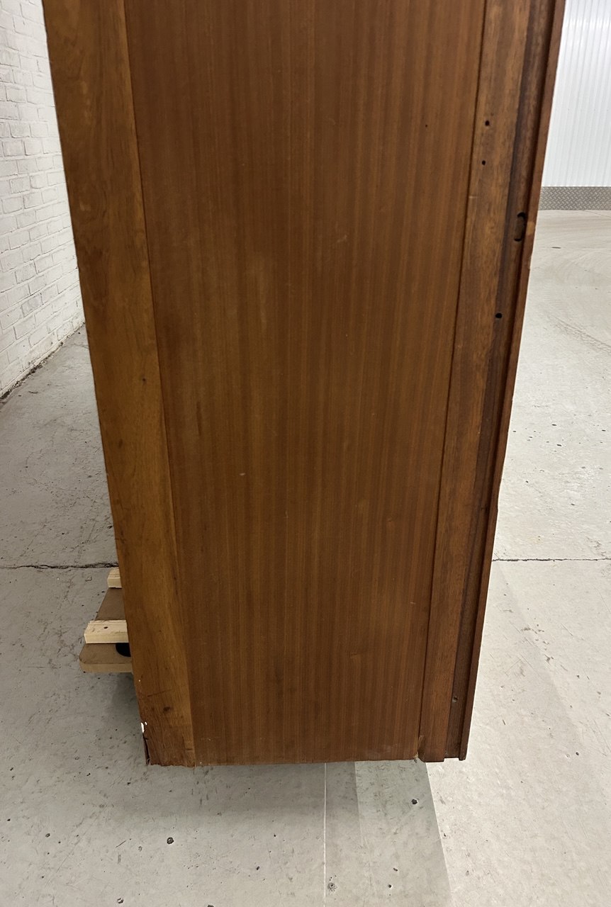 Vintage laboratoriumkast schoolkast