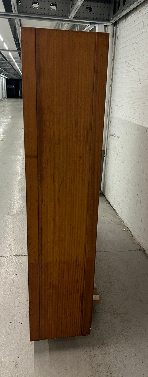 Vintage laboratoriumkast schoolkast