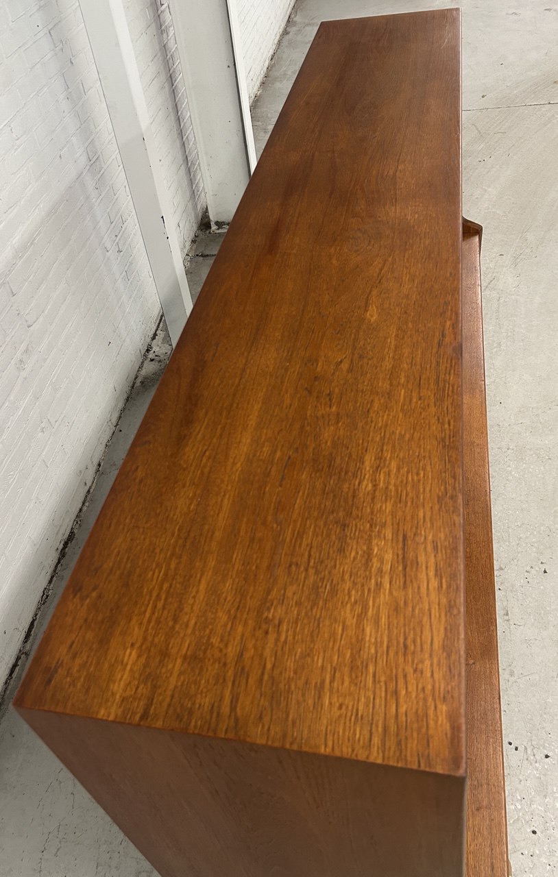 Louis Van Teeffelen Dressoir Highboard