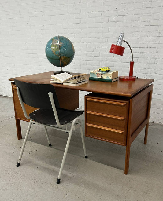 Vintage Deens bureau GV Møbler, jaren ‘60