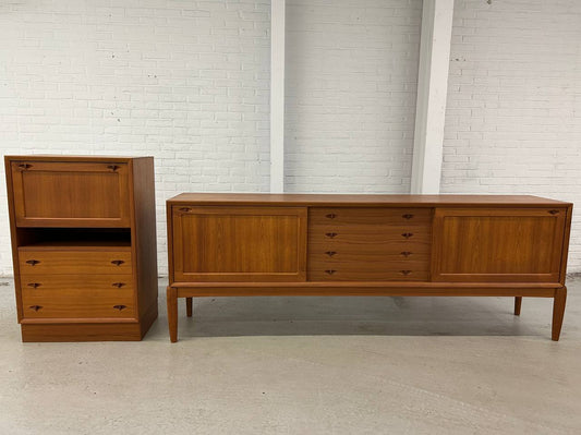 Deens teak dressoir H.W. Klein Bramin