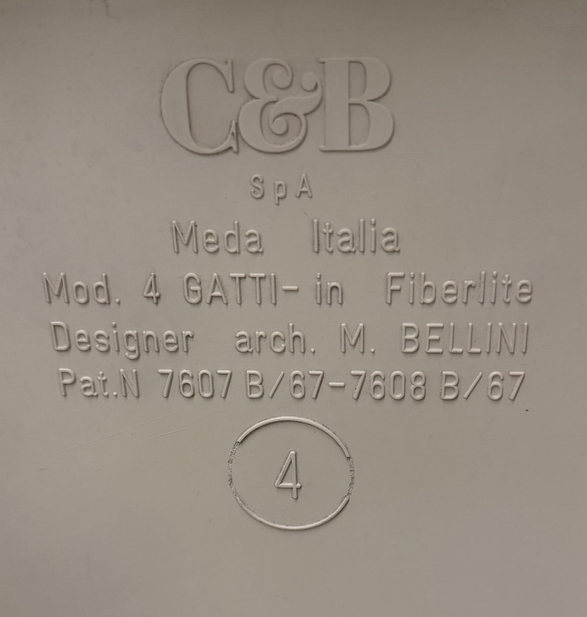 Quattro Gatti tafels Mario Bellini C&B Italia