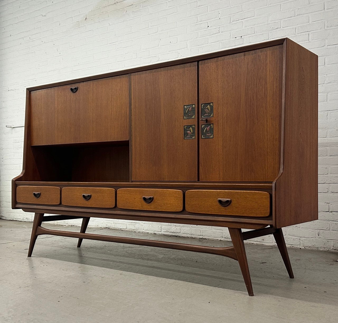 Louis Van Teeffelen Dressoir Highboard