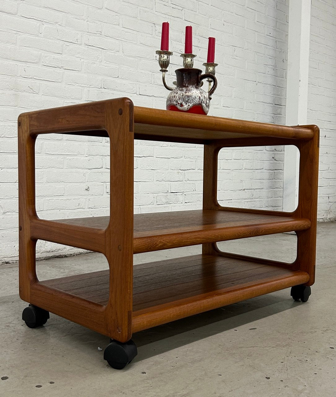 Vintage Deense serveerwagen