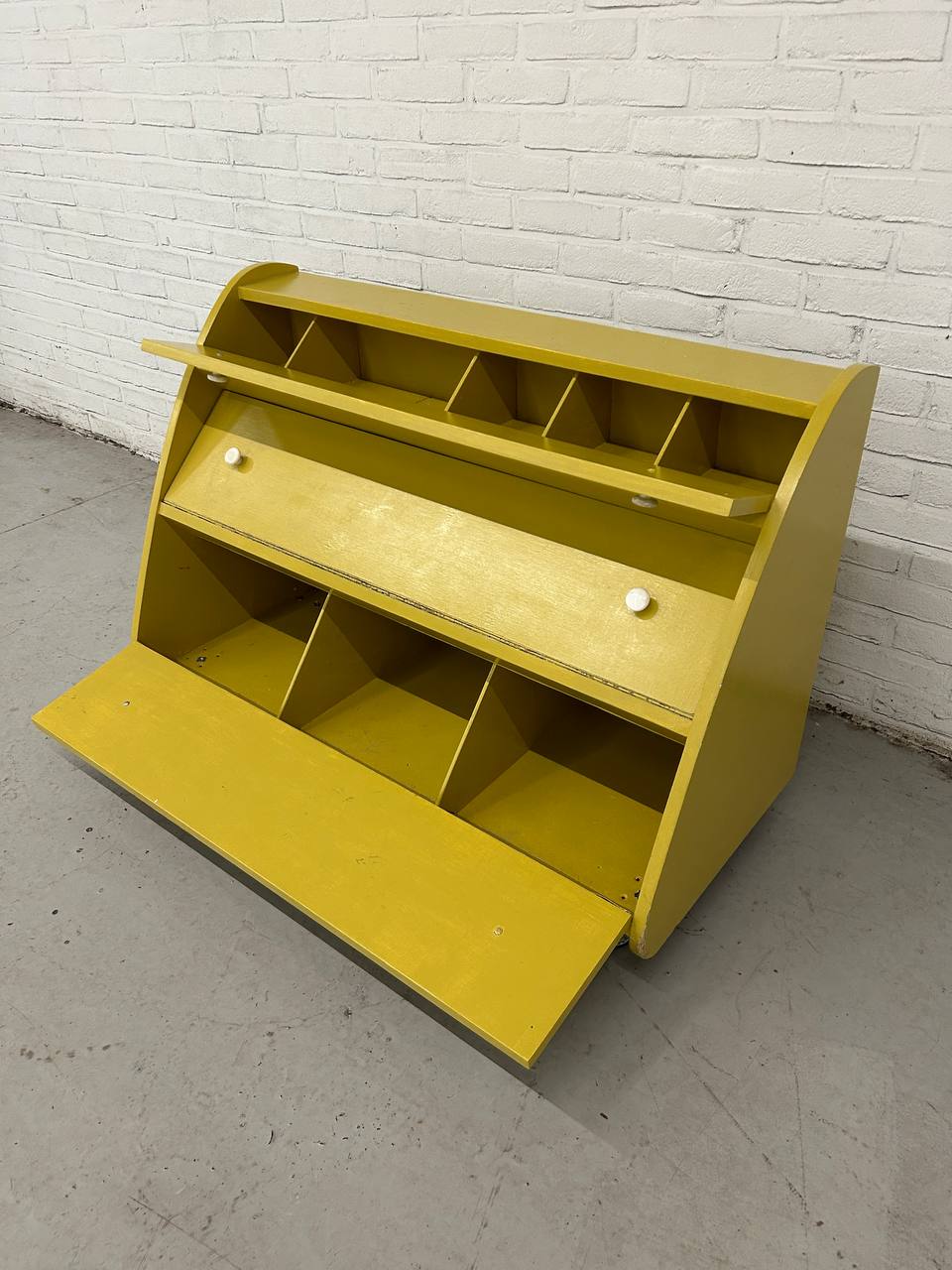 Vintage schoolkast / klepkast
