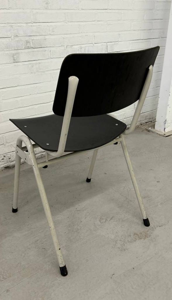 Vintage partij stapelbare stoelen
