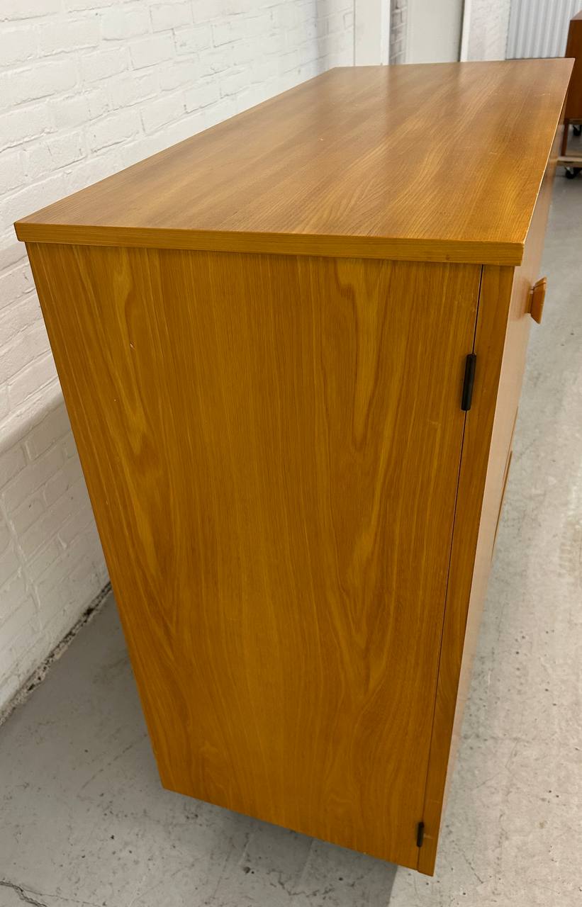 Vintage Mid Century Design Highboard 2