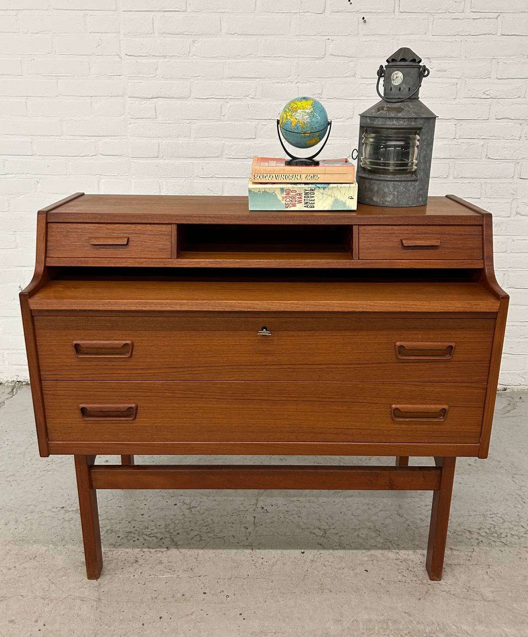 Arne Wahl Iversen bureau, secretaire