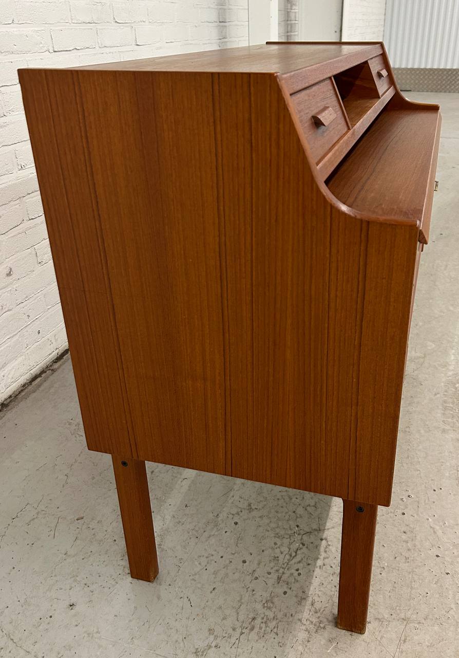 Arne Wahl Iversen bureau, secretaire