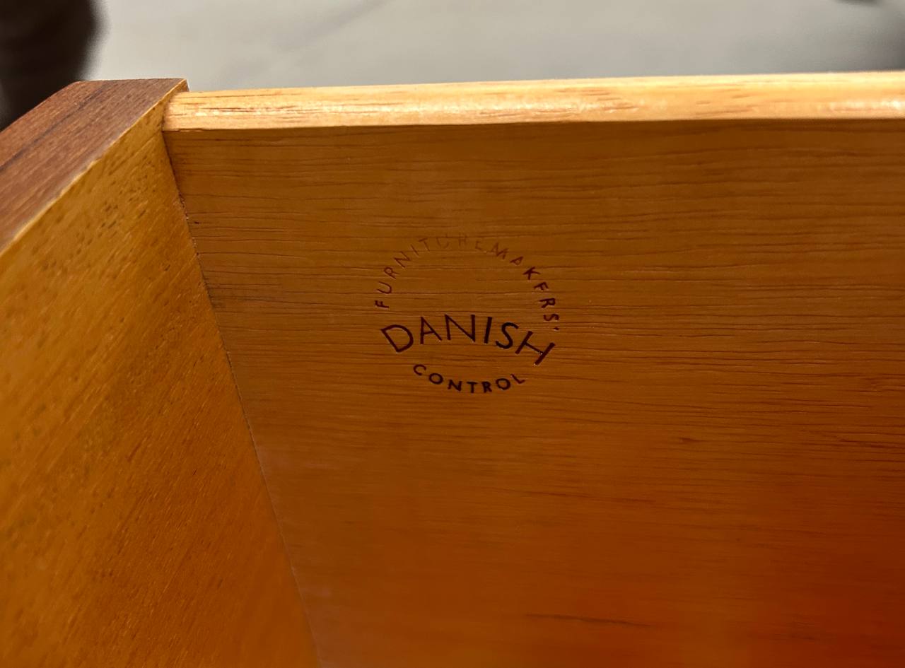 Arne Wahl Iversen bureau, secretaire