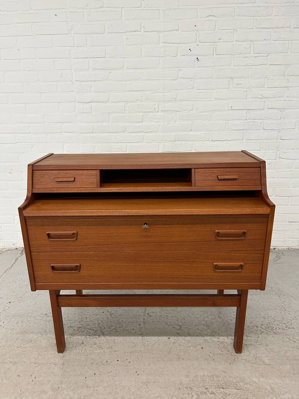 Arne Wahl Iversen bureau, secretaire