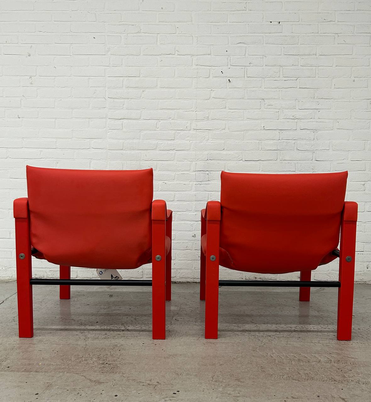 2 vintage Arkana Safari chairs