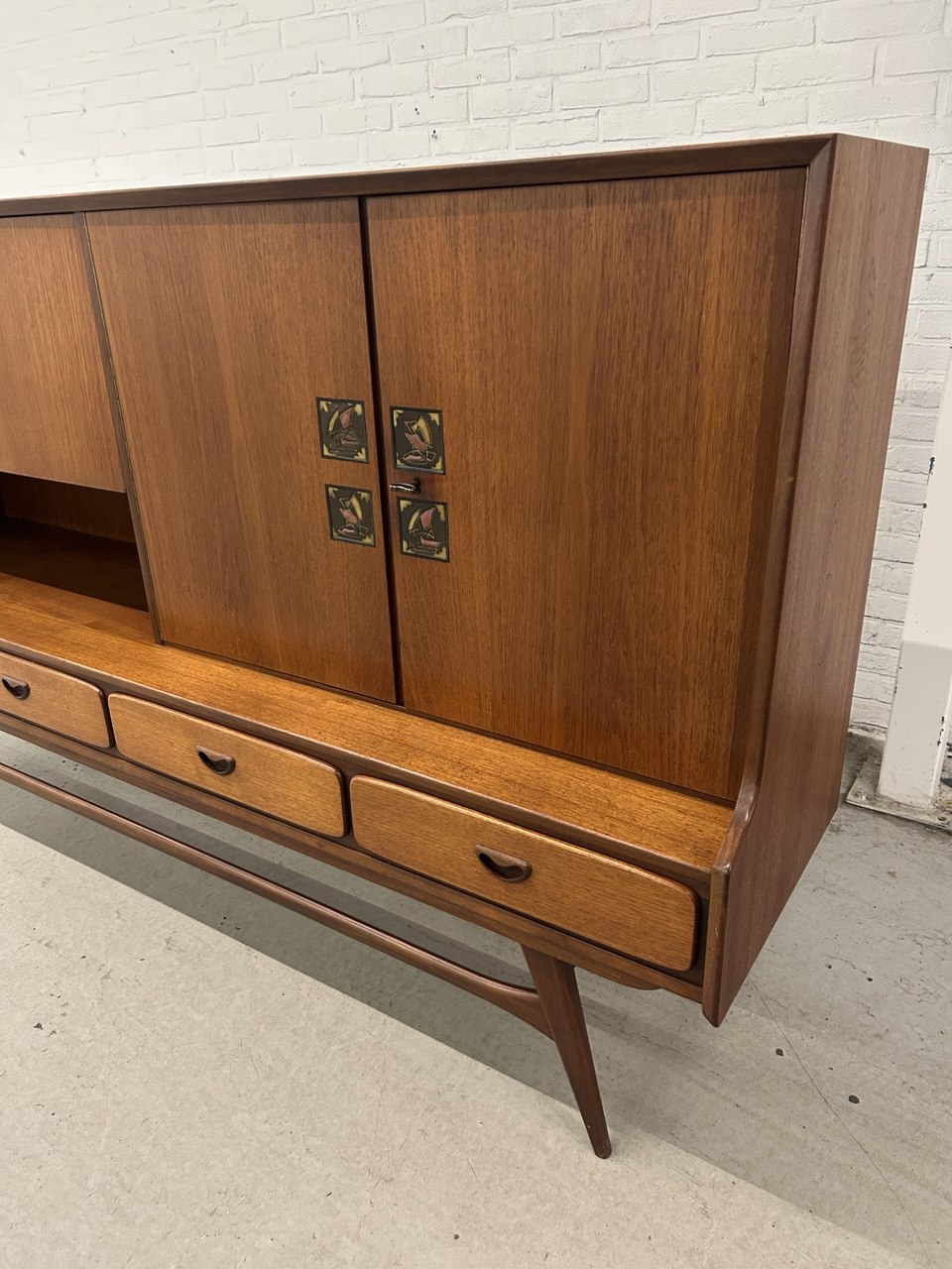 Louis Van Teeffelen Dressoir Highboard