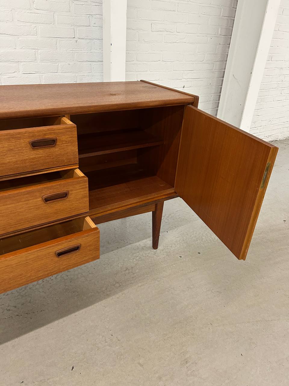 XXL vintage Bartels dressoir