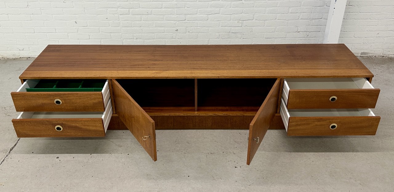 XXL vintage lowboard, dressoir