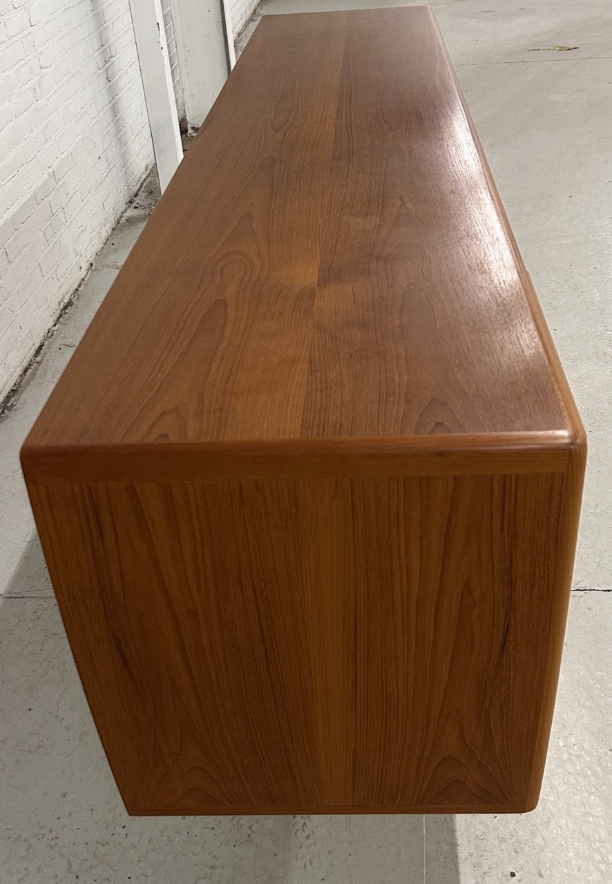 Johannes Andersen Deens Design Dressoir