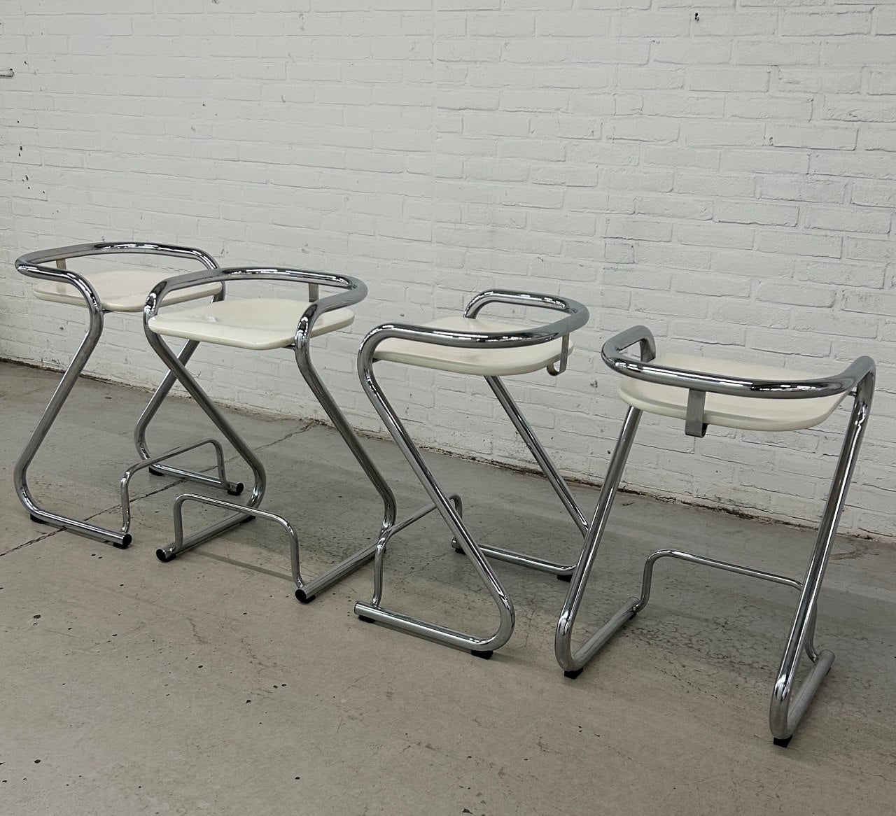 2 x Lammhults Sweden barkrukken