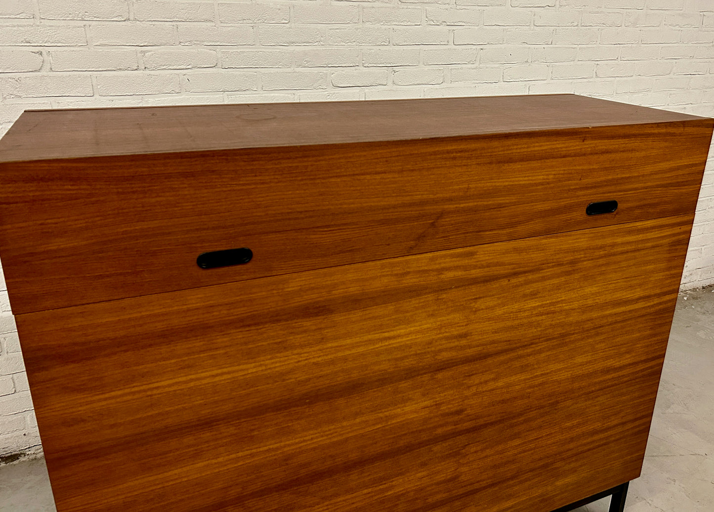 Vintage schoolkast / klepkast
