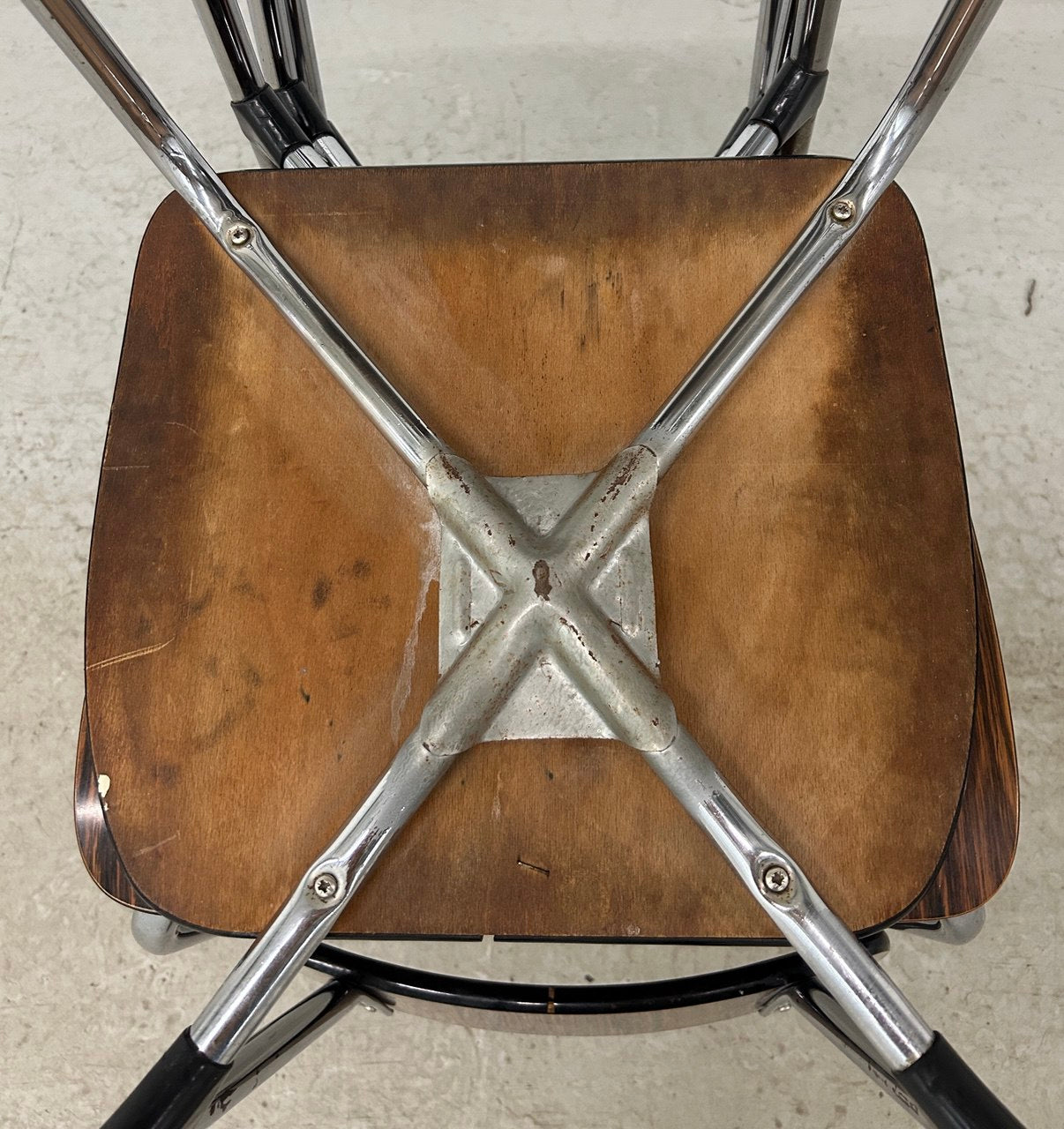 Vintage formica tafel met stoelen