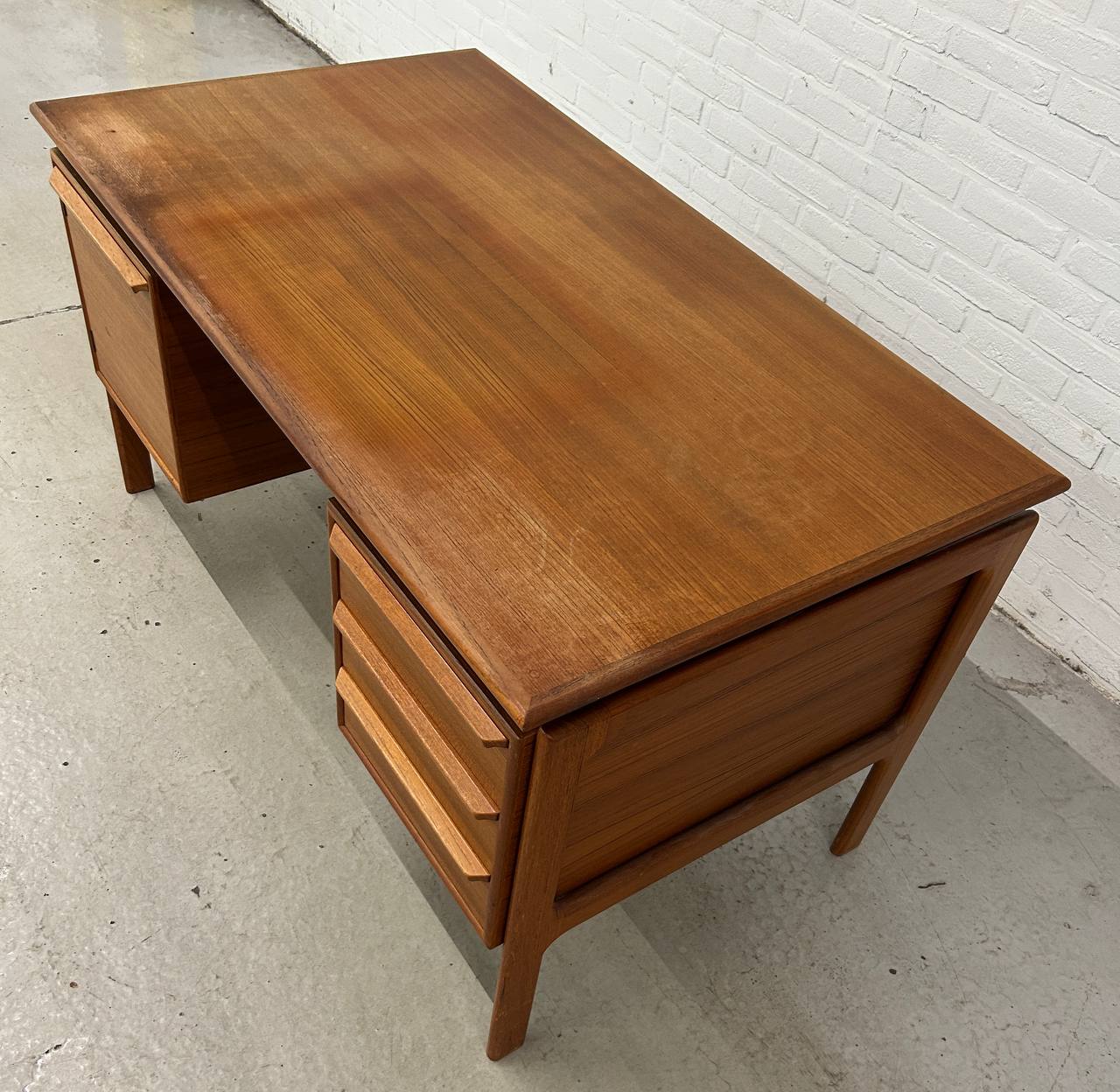 Vintage Deens bureau GV Møbler, jaren ‘60