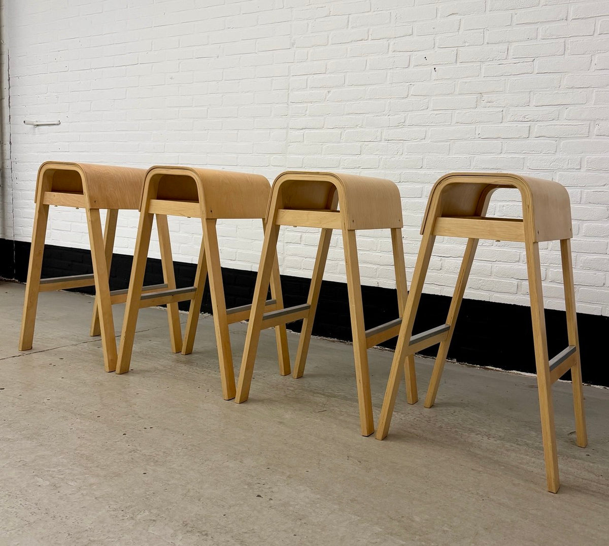 4 vintage IKEA ‘Salve’ barkrukken