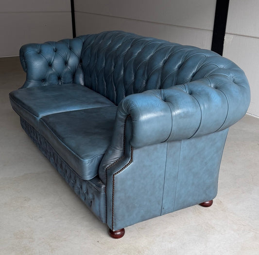 Chesterfield Winchester Furniture driezitsbank