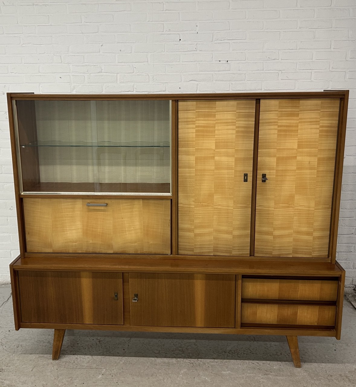 Vintage highboard
