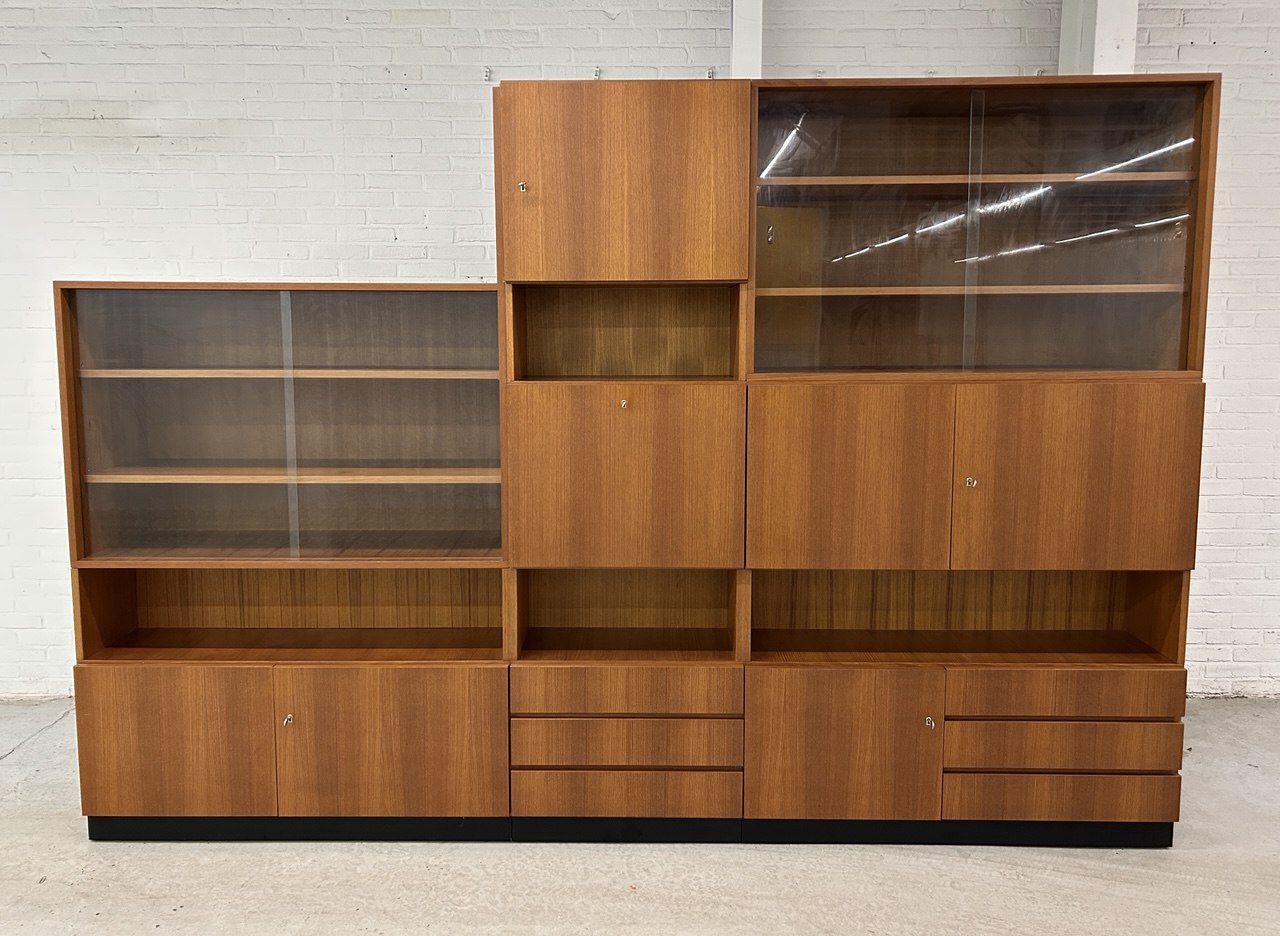 XXL vintage wandmeubel / boekenkast