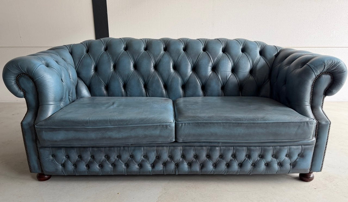 Chesterfield Winchester Furniture driezitsbank