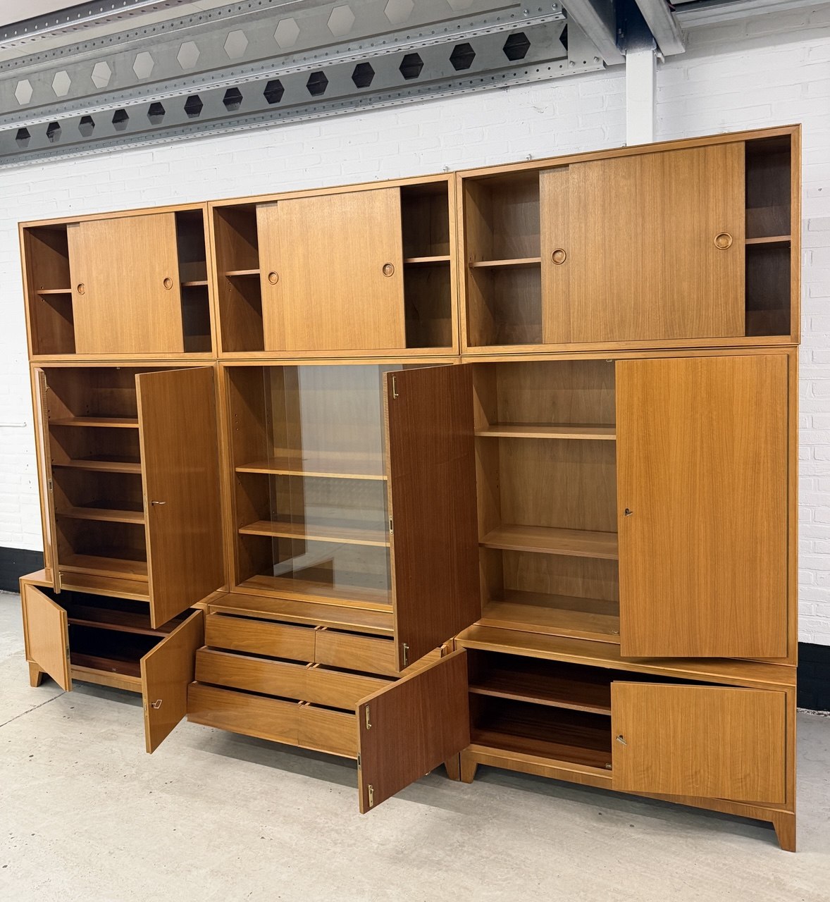 XXL vintage modulair wandmeubel