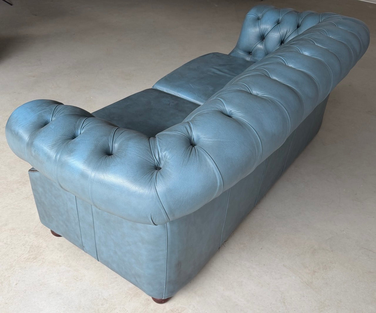 Chesterfield Winchester Furniture driezitsbank