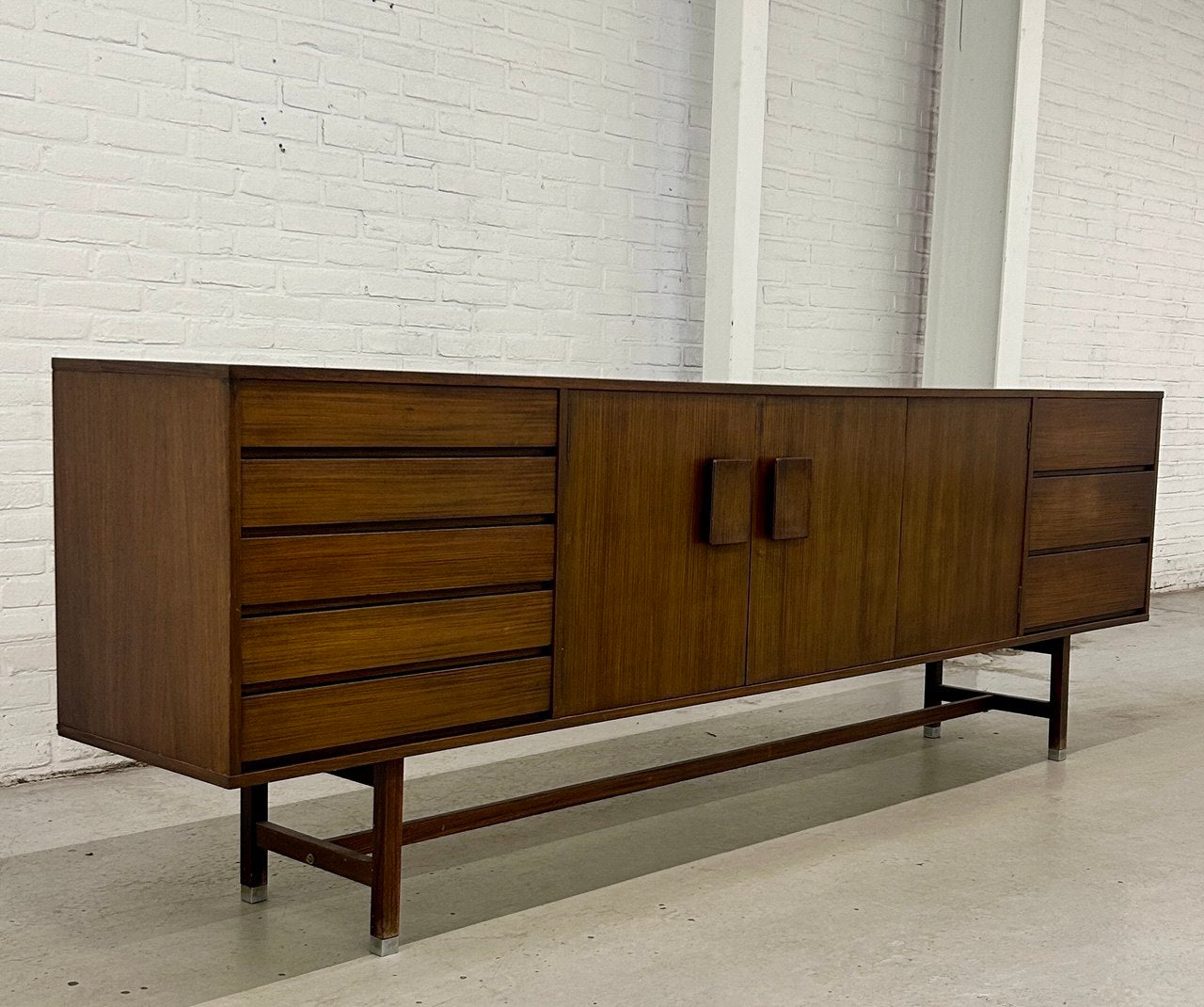 Inger 250 dressoir Inger Klingenberg voor Fristho Franeker