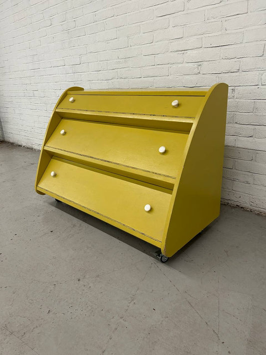 Vintage schoolkast / klepkast