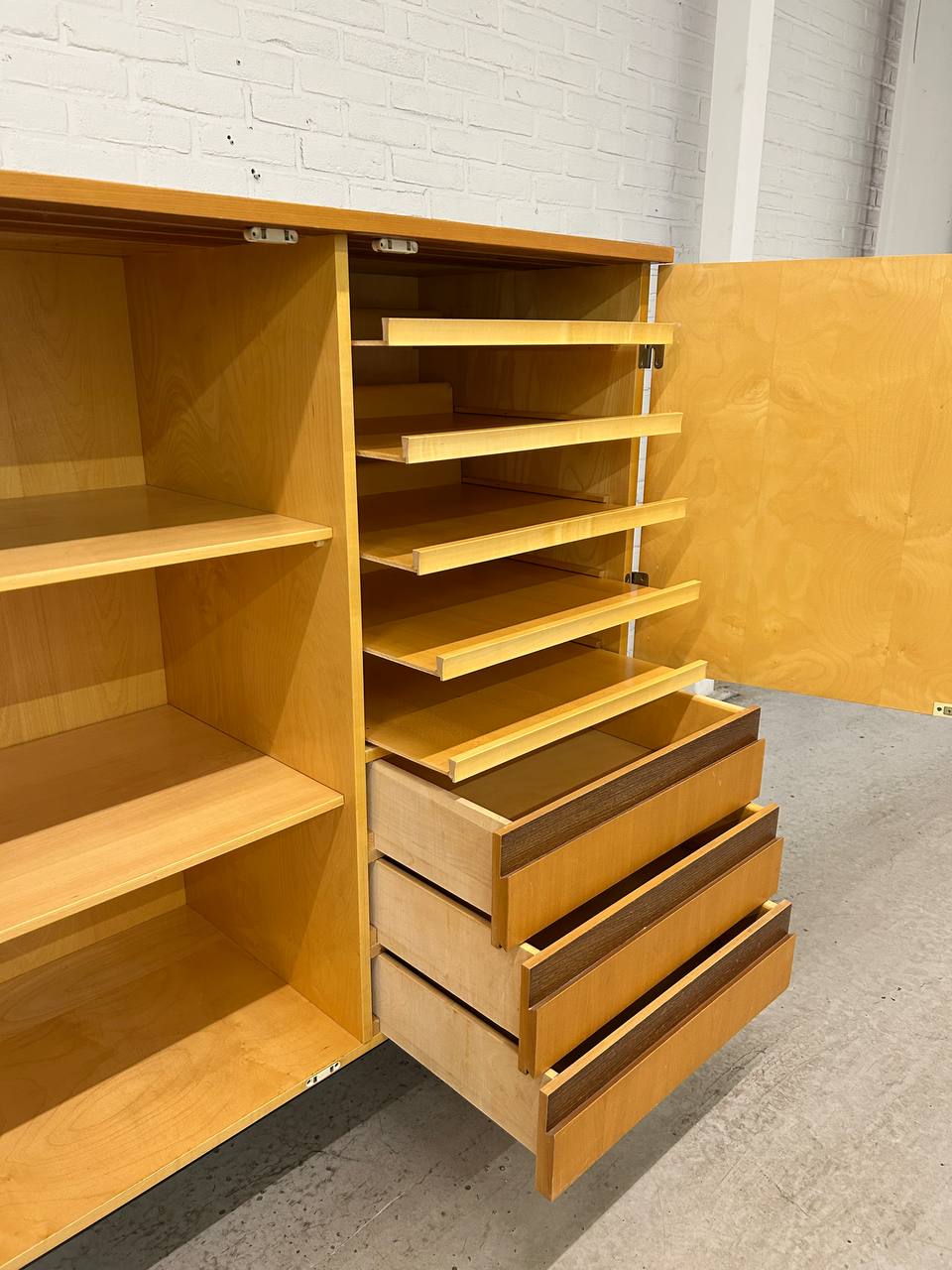 Vintage Mid Century Design Highboard 2