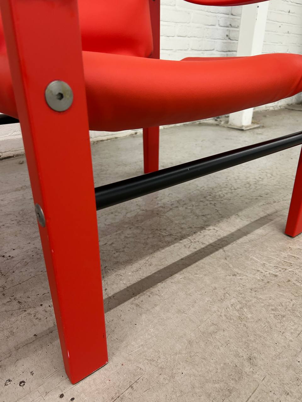 2 vintage Arkana Safari chairs