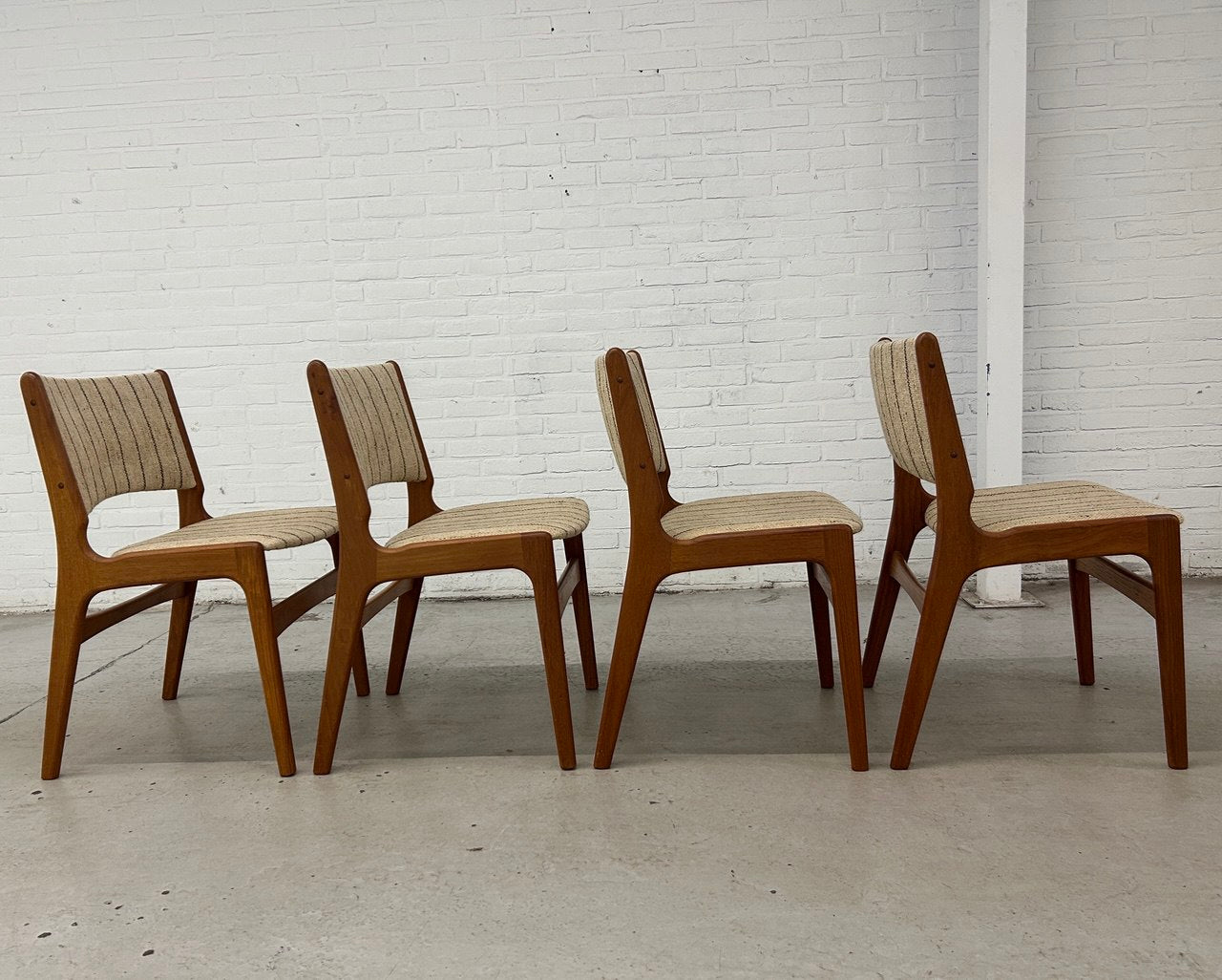 Vintage stoelen Erik Buch model 89 Anderstup