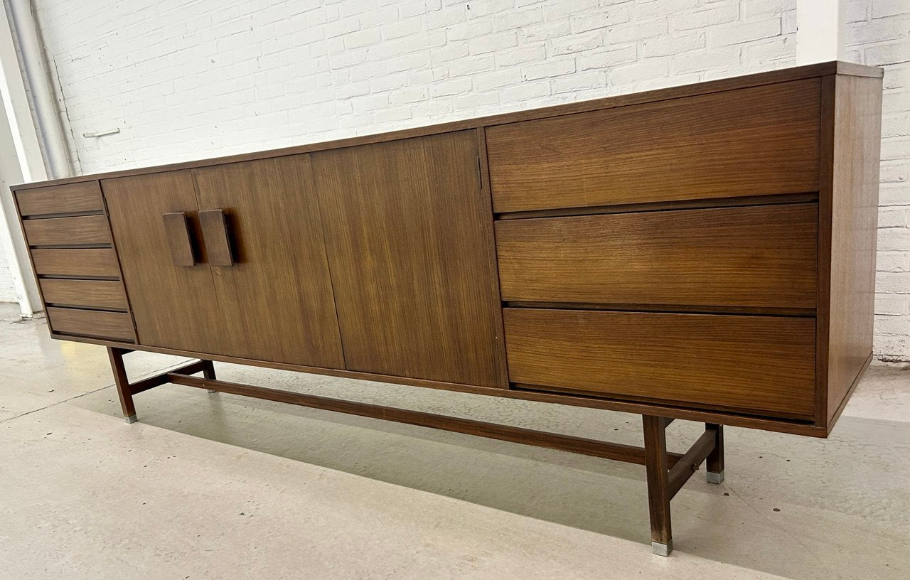 Inger 250 dressoir Inger Klingenberg voor Fristho Franeker