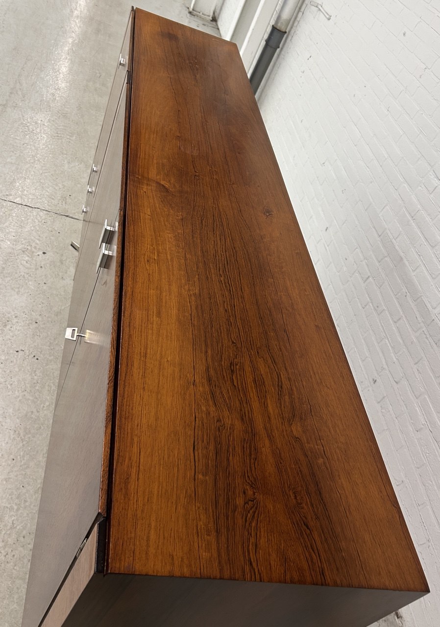 Highboard Louis van Teeffelen voor Wébé