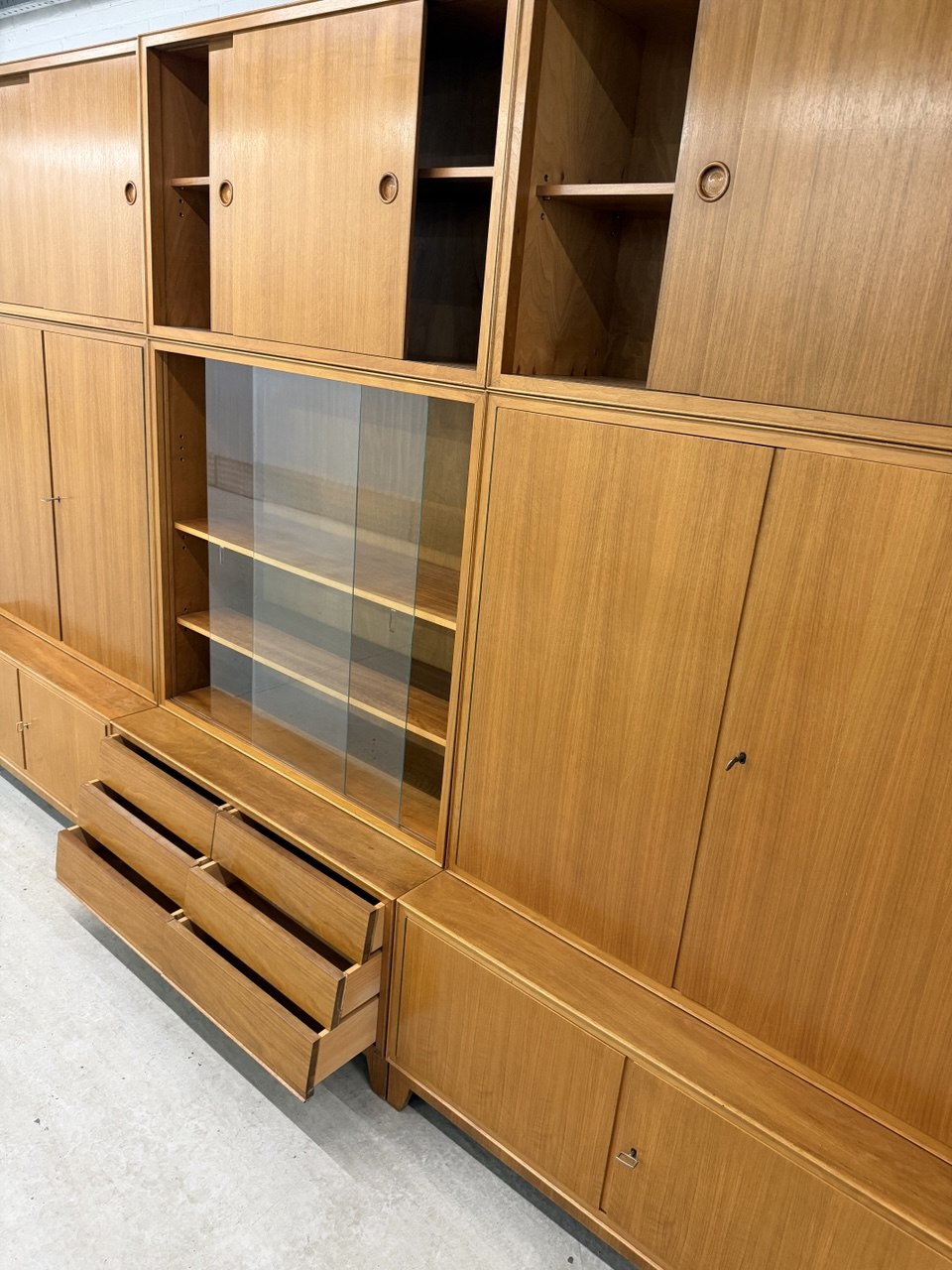 XXL vintage modulair wandmeubel