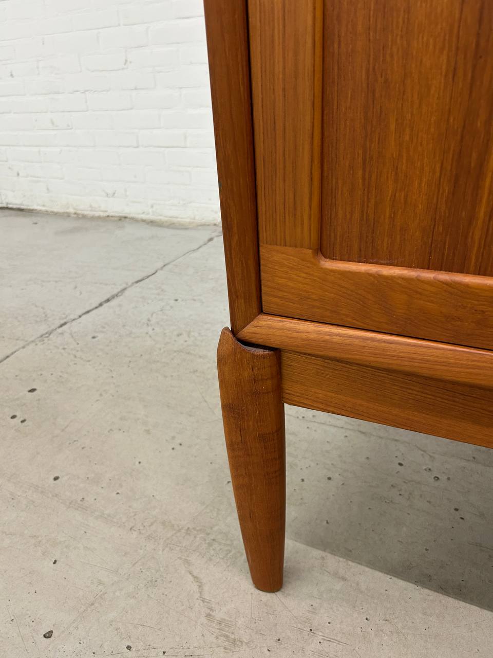 Deens teak dressoir H.W. Klein Bramin